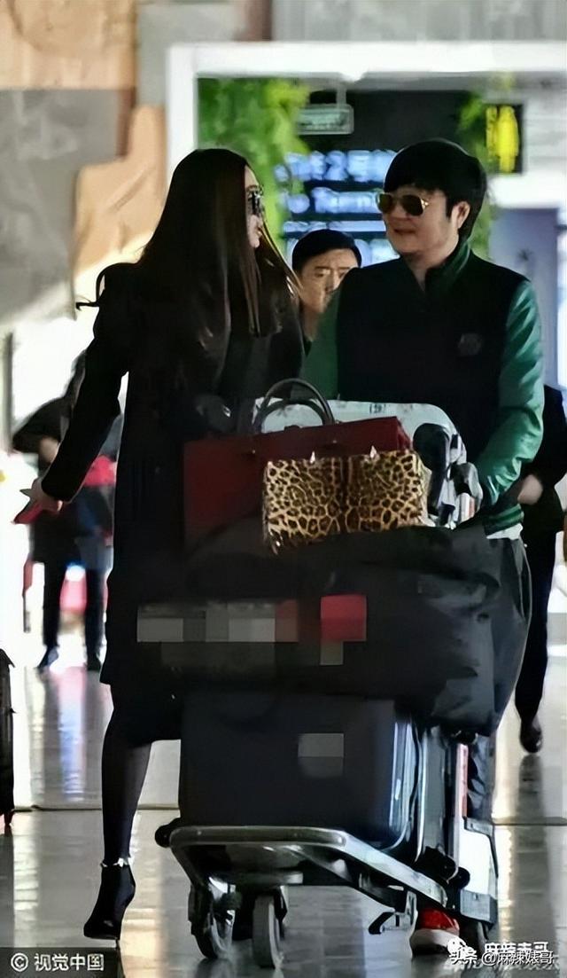 潘粤明年轻时的民国戏，十年前董洁王大治的瓜