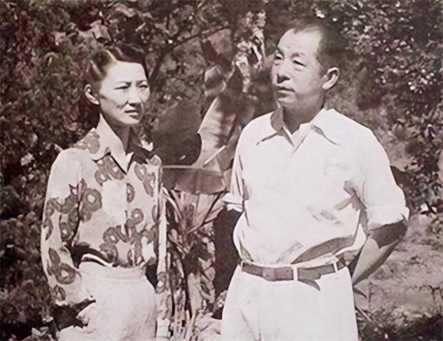 张学良子女还活着吗，94年张学良唯一活着的儿子回国