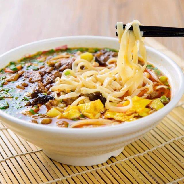 陕西特色小吃有哪些，陕西小吃有什么特色（看看你都吃过哪几种）