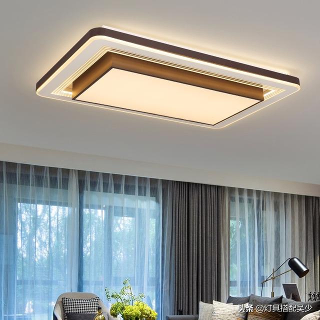 客厅吸顶灯如何挑选，买客厅吸顶灯怎么选（不同空间配什么样的灯才合适）