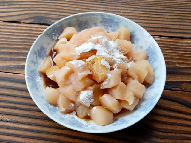 宫保鸡丁的制作方法，宫保鸡丁的制作方法视频