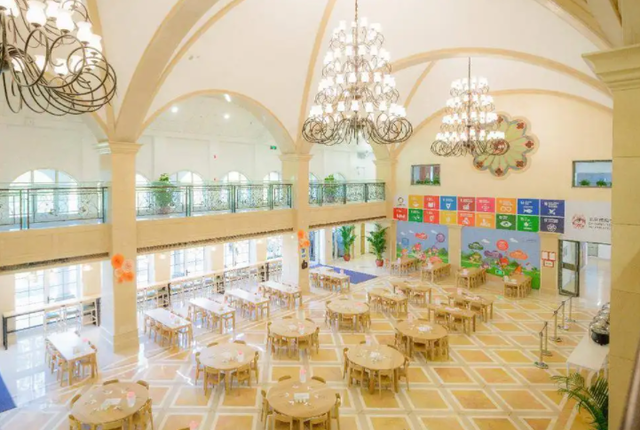 私立学校和公立学校有什么区别，教师私立学校和公立学校有什么区别（“公立”“私立”学校差别在哪）