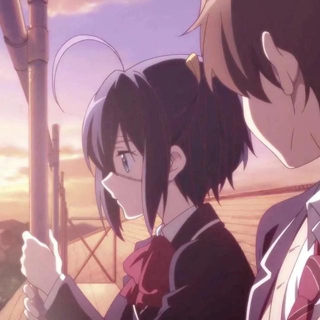 中二病女生特点，中二病也要谈恋爱／动漫女生头像微信（精选中二病也要谈恋爱动漫情侣头像大全）