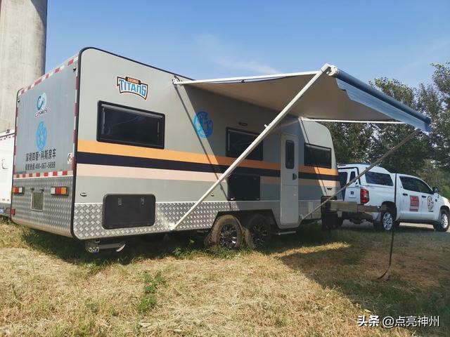美女拖挂房车旅游生活记录的简单介绍