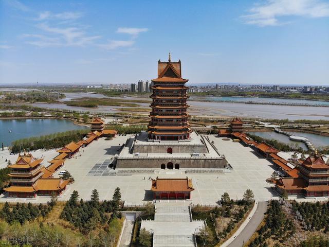 宁夏黄河楼的介绍，宁夏黄河楼的寓意（被称为“黄河金岸第一楼”）