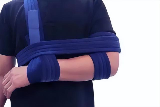 摔伤后怎么处理，如果摔伤了应该怎么办（建议收藏丨学会这些常见损伤的应急处理）