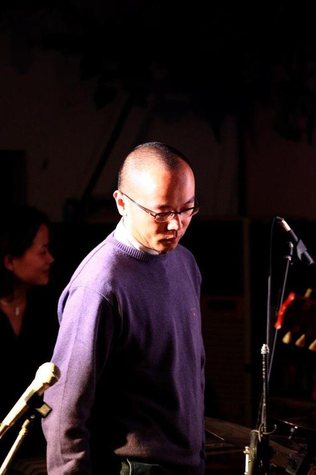 窦唯个人简历资料，从“摇滚歌王”到“流浪歌手”