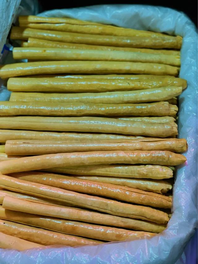 银耳多少钱一斤，黄金银耳的种植前景（盘溪批发市场给的）