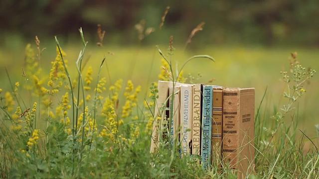 微信个人心情短句，微信个人心情短句子（微信一段很潮很走心的心情说说）