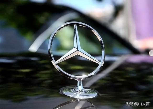 三个菱形标志是什么车，三个菱形标志是什么车多少钱（带尖儿的车标）