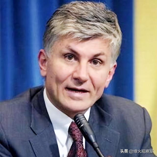米洛舍维奇为什么被人出卖，此人为了十亿美元投靠美国出卖米洛舍维奇