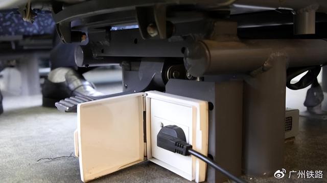 怎样坐动车，成都到眉山水街怎样坐动车（乘坐高铁你一定用得到的3个小常识）