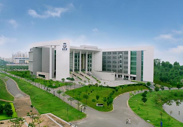 广州的大学排名，广州大学最新排名2017年最新排名第155名（广州高校排行榜出炉）