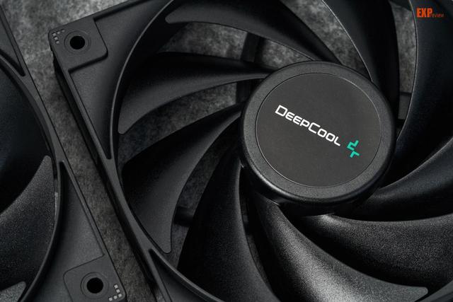 风冷散热器哪个好，九州风神大霜塔V5风冷散热器评测（cpu散热风扇哪个牌子好）