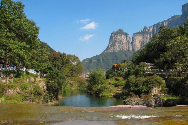 河南焦作的旅游景点有哪些，河南十大著名景点