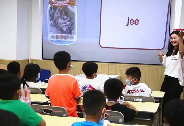 好听的英文游戏id，英文游戏id大全400个（在外国学生看来却土得像翠花）