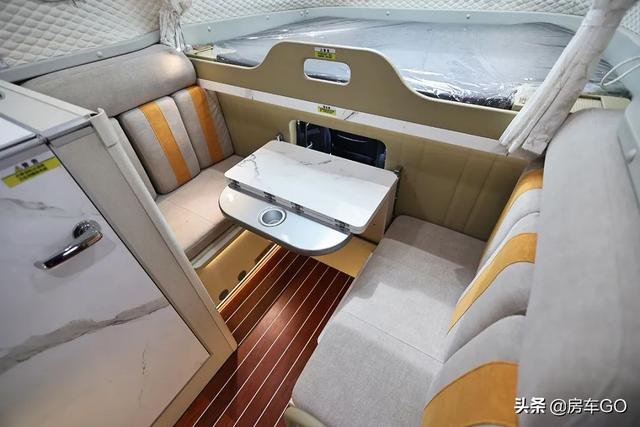 家用代步还能旅行市区能开的房车，兼顾自驾旅行/日常代步