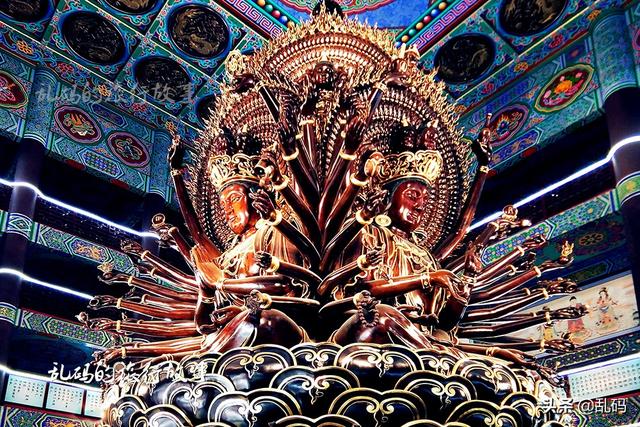 四川峨眉山在哪里许愿，峨眉山景区万年寺许愿（罕见乌木观音据说许愿很灵）