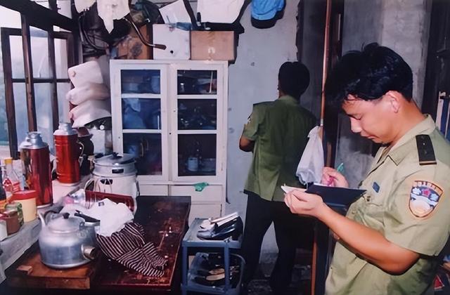 李明德个人资料，李明德个人资料身高（这个湖南高知家庭的离奇悲剧）