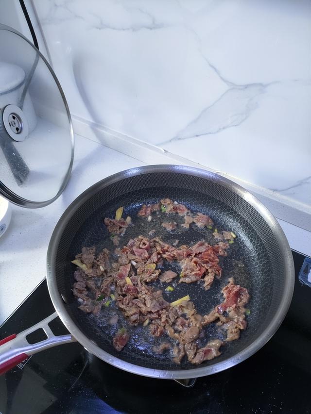 康巴赫炒锅怎么样，德国康巴赫炒锅怎么样（康巴赫第五代抗菌煎锅真的不粘锅）