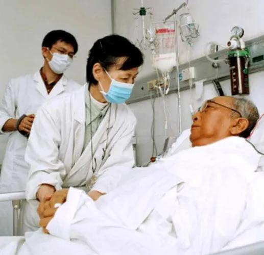 老人去世前7天有症状，老人走之前7天有什么征兆（老人去世前会出现这6大征兆）
