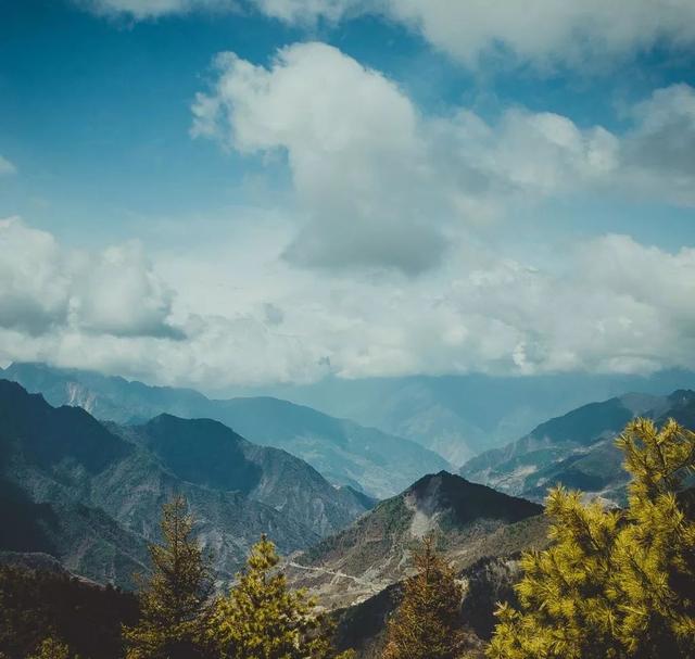 适合50岁老妈的微信昵称，适合老妈网名简单大方（中年人都喜欢的佛系网名丨微信昵称）