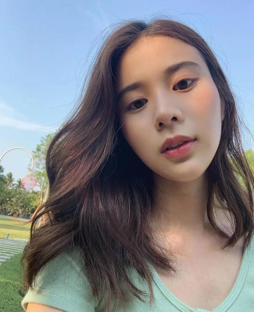 素帕莎61泰娜查,与9字结缘的美少女,她的四部喜剧看了久久不忘