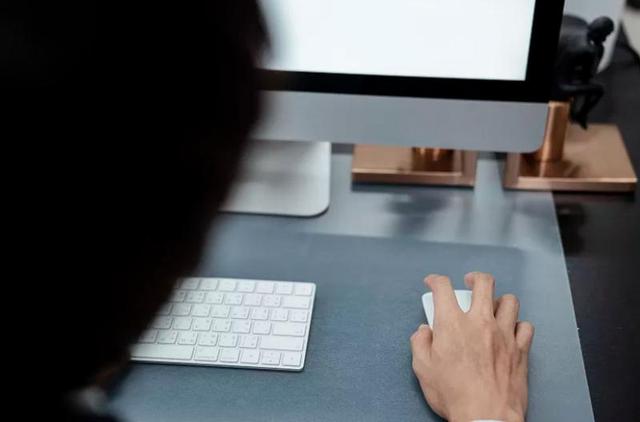 鼠标手症状及治疗方法，鼠标手腱鞘炎（医生教你这样用鼠标）