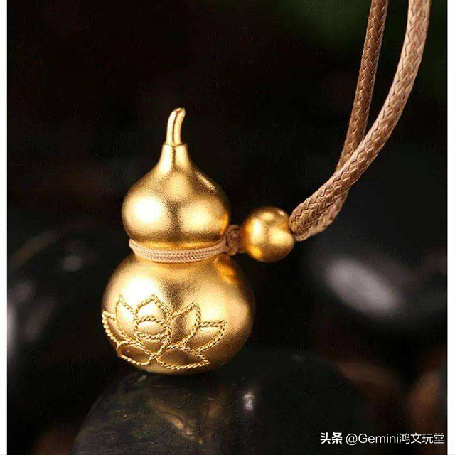 买古法手镯好还是普通手镯好，手镯买传承还是古法的好（这其中有着一个关键的区别）