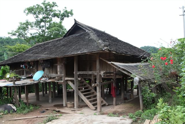 民族的主要特征是什么，民族特征属于什么（但你知道他们最具特色的建筑特色是什么吗）