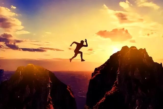 未来可期的诗句，寓意未来可期的诗句（诗词鉴赏-当你遇到困境时）