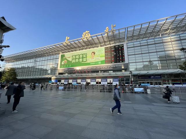 你知道什么是电热地板吗，地热地板和普通地板的区别是什么（和伙人近期上刊项目汇编）