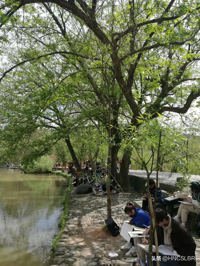 安徽宏村旅游景点简介，安徽宏村旅游攻略（安徽黄山市黟县宏村）