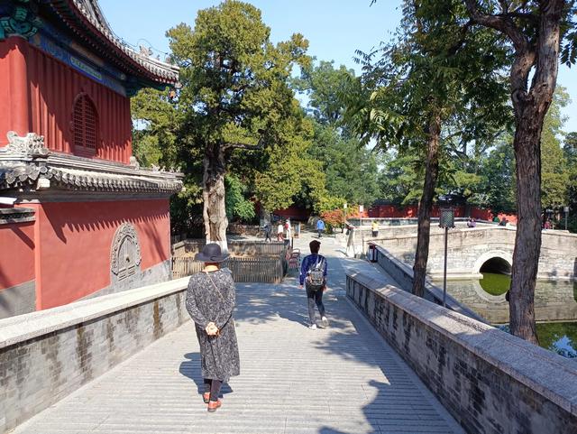北京郊区一日游，北京郊区一日游最佳路线（曲径通幽好去处一一北京大觉寺一日游）