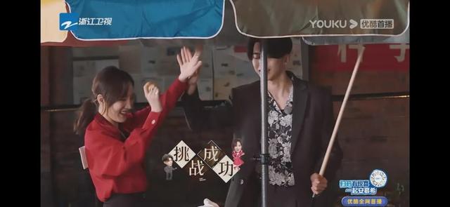 蔡徐坤情人歌词，蔡徐坤情人歌词完整版（听到他说的第一个答案）