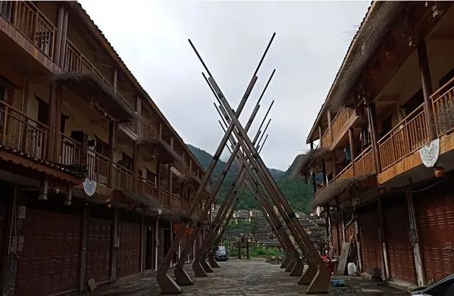 民族的主要特征是什么，民族特征属于什么（但你知道他们最具特色的建筑特色是什么吗）