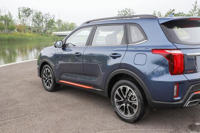 起亚智跑多少钱，智跑最新款最低多少钱（智跑跌到11.86万）