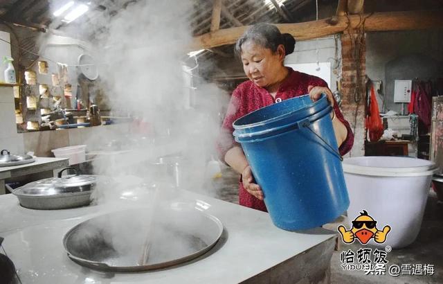 石凉粉的做法，石凉粉的做法及配方（四川美食苞谷凉粉，附制作流程）