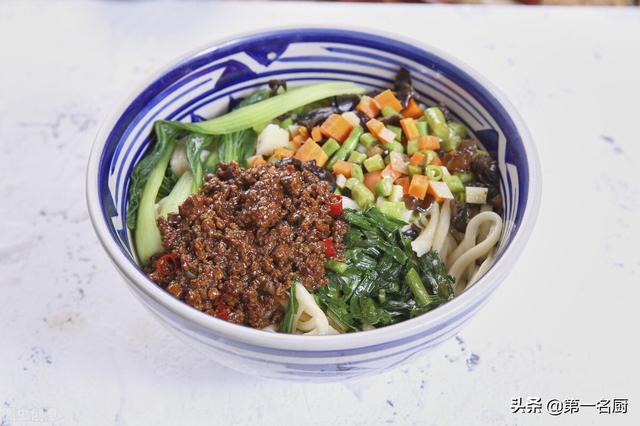 面馆名字大全好听有特色，面馆起名大全最新取名（闻名全国的10碗面条）