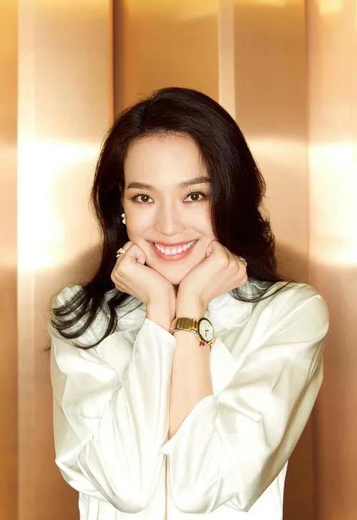 香港女明星名字，av女星名字大全（拍过“风月片”的九位港台女明星）