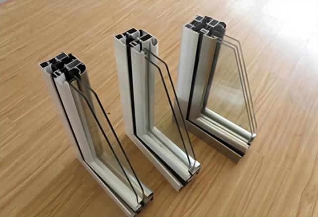铝塑铝和断桥铝的区别，断桥铝和铝合金哪个好（看明白之后，不会再被忽悠了）