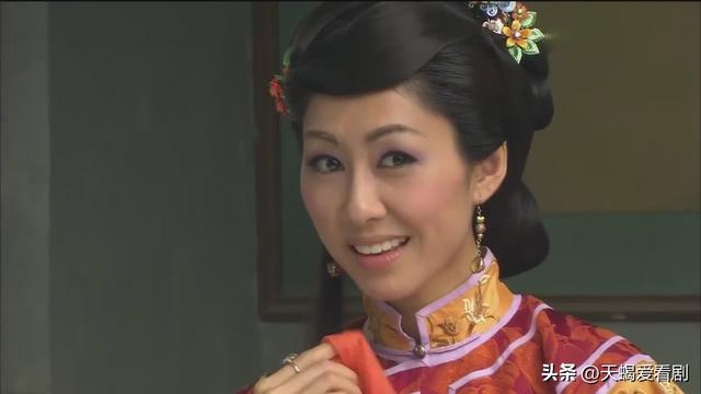 巾帼枭雄第一部，巾帼枭雄第一部和第二部哪个好看（《巾帼枭雄1》之海棠）