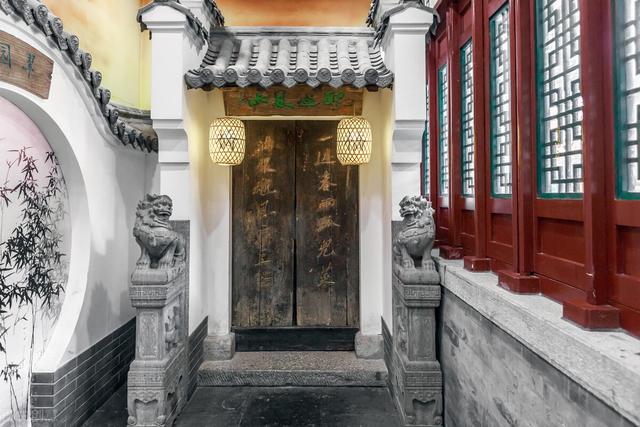 包含有16个外国典故的一幅绝妙对联，创意春联怎么做（七副耳熟能详的千古名联）