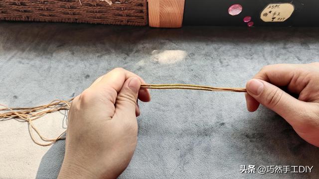 双钱结编法图解，金刚结双钱结手链手工编织图解方法（中国结基础结——）