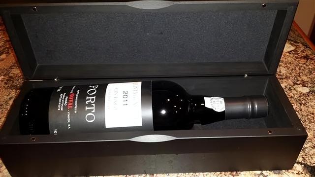 高端红酒排行榜前十名，进口红酒品牌十大排名（2022年度最佳葡萄酒Top10）