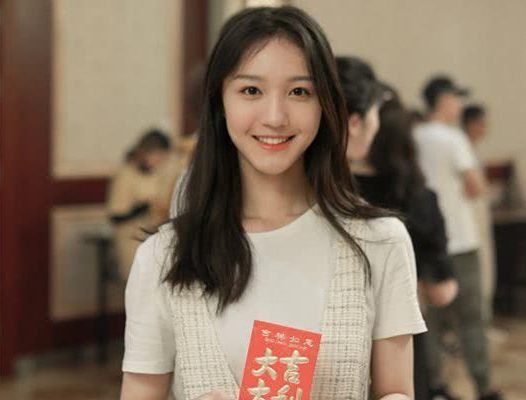 史上最尴尬的五位明星，这9位明星简直尴尬又可笑