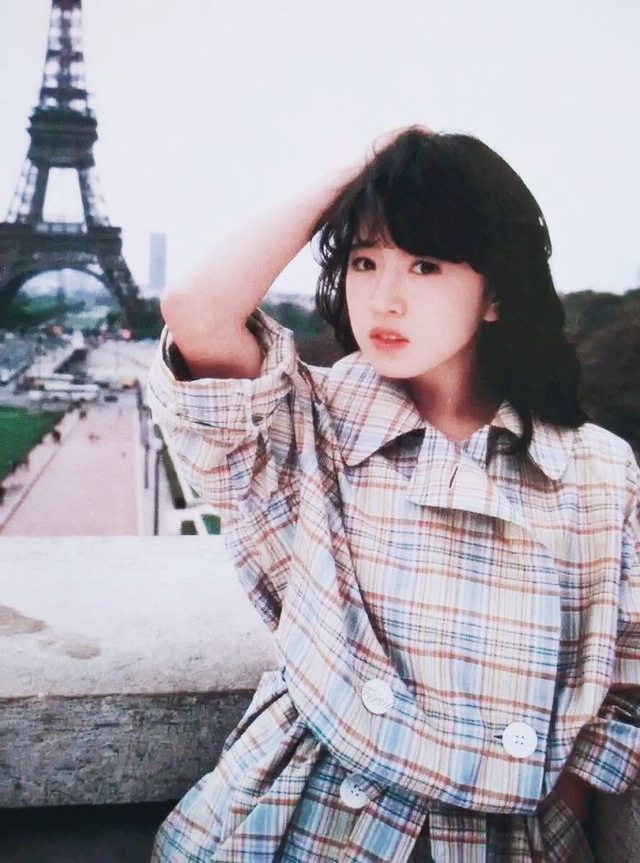 中森明菜：57岁不婚不育，被近藤真彦伤透了心，和父亲30年不联系