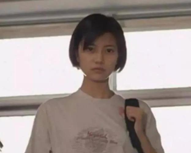 高圆圆情史大全，“风流女神”高圆圆狗血情史,五段感情遇三个渣男,35岁情归赵又廷