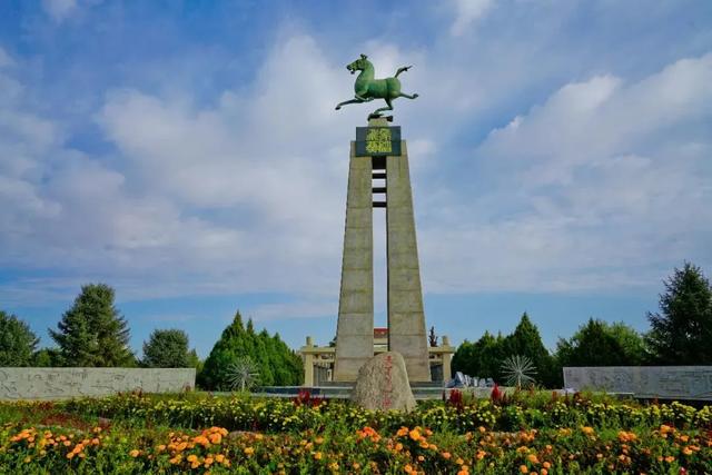 河西走廊位于什么以西，河西走廊是什么意思（一部波澜壮阔的史诗——河西走廊）