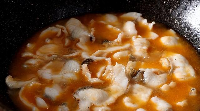 烤鱼用什么鱼最好，什么鱼做烤鱼好吃（错过了就要等一年）